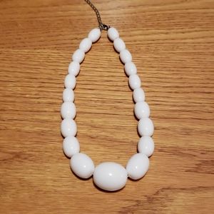 white chunky beaded necklace